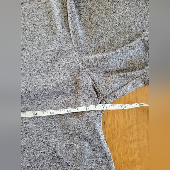 Mens size medium nike t-shirt - Picture 2 of 4